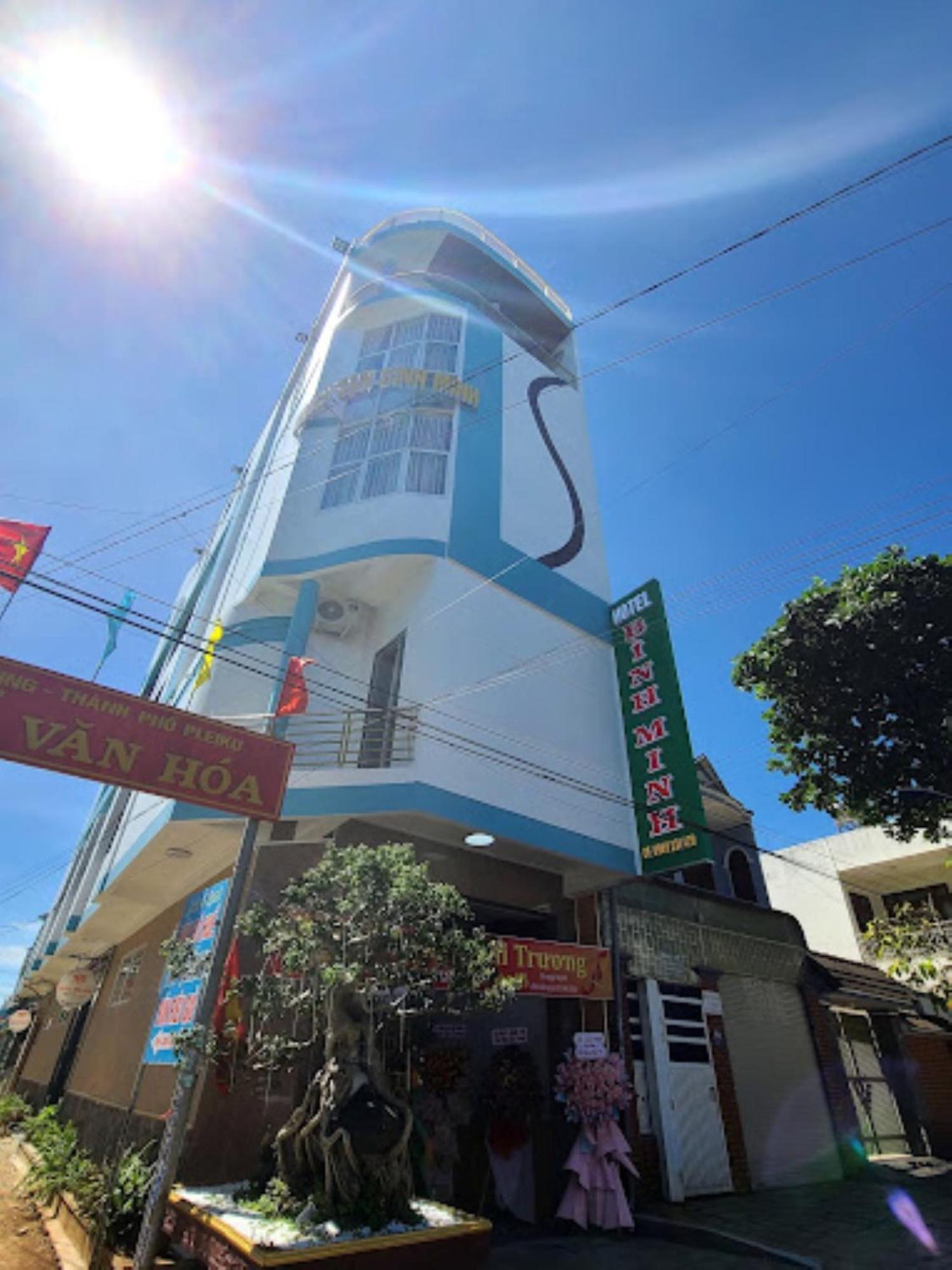 Binh Minh Hotel بلايكو المظهر الخارجي الصورة
